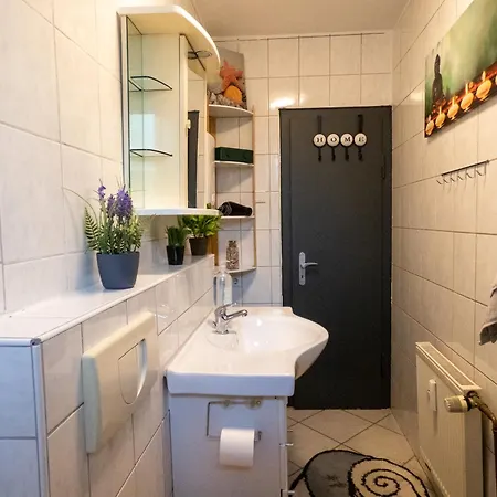 Appartamento #121 Grosse, Gemuetliche In Remscheid-city *